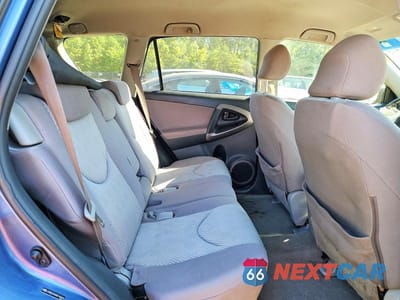 Zdjęcie 11 z 13 samochodu: 2008 TOYOTA RAV4 BASE VIN:JTMBD33V885180896 - miniatura