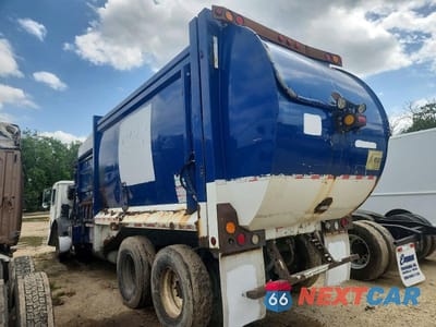 Trzecie zdjęcie samochodu z tyłu: 2009 MACK LEU600 REFUSE TRUCK VIN:1M2AU02C79M003138 - miniatura