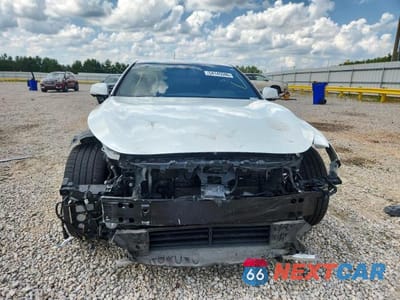 Piąte zdjęcie samochodu w środku: 2019 INFINITI Q60 3.0T PURE VIN:JN1EV7EL8KM290294 - miniatura