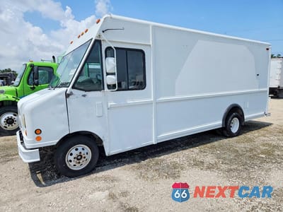 2000 FORD E350 DELIVERY TRUCK 1FCJE39L5YHA77531 - główne zdjęcie licytacji z USA - miniatura
