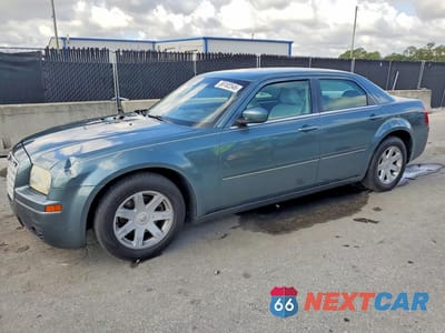 2005 CHRYSLER 300 TOURING 2C3JA53G95H131703 - główne zdjęcie licytacji z USA - miniatura