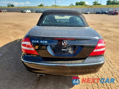 Zdjęcie 6 z 12 samochodu: 2004 MERCEDES-BENZ CLK 320 VIN:WDBTK65G24T023850 - miniatura