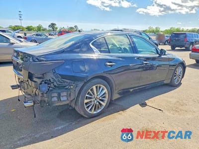 Trzecie zdjęcie samochodu z tyłu: 2019 INFINITI Q50 3.0T LUXE VIN:JN1EV7AR4KM550247 - miniatura
