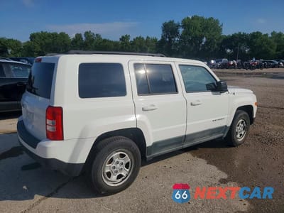 Trzecie zdjęcie samochodu z tyłu: 2011 JEEP PATRIOT SPORT VIN:1J4NT1GAXBD263510 - miniatura