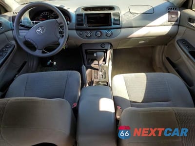 Zdjęcie 8 z 12 samochodu: 2005 TOYOTA CAMRY LE VIN:4T1BE30KX5U964145 - miniatura