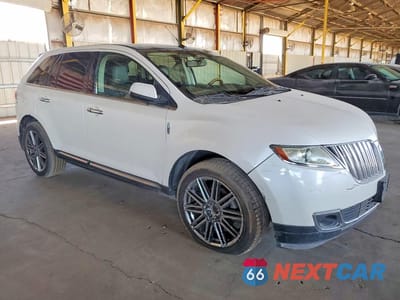 Czwarte zdjęcie samochodu z boku: 2011 LINCOLN MKX VIN:2LMDJ8JKXBBJ32200 - miniatura