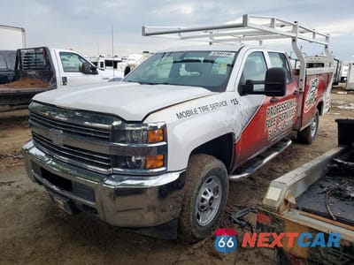 2015 CHEVROLET SILVERADO K2500 HEAVY DUTY 1GC1KUEG3FF131683 - główne zdjęcie licytacji z USA - miniatura