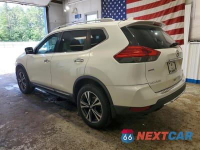 Drugie zdjęcie samochodu z przodu: 2017 NISSAN ROGUE SL VIN:5N1AT2MV2HC821846 - miniatura