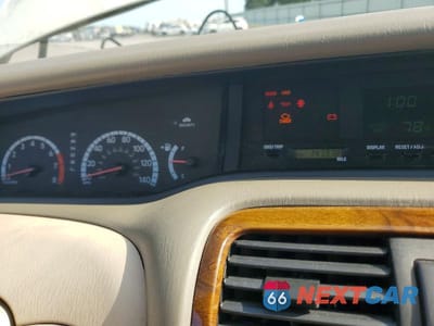 Zdjęcie 9 z 13 samochodu: 2000 TOYOTA AVALON XLS VIN:4T1BF28B8YU106091 - miniatura
