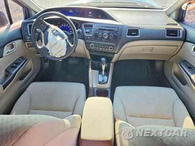 Zdjęcie 8 z 13 samochodu: 2015 HONDA CIVIC LX VIN:19XFB2F51FE039862 - miniatura