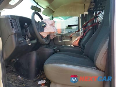 Zdjęcie 7 z 12 samochodu: 2022 CHEVROLET EXPRESS G2500 VIN:1GCWGAFP9N1169256 - miniatura