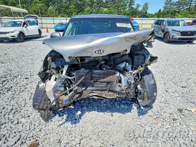 Piąte zdjęcie samochodu w środku: 2016 KIA SOUL BASE VIN:KNDJN2A24G7317556 - miniatura
