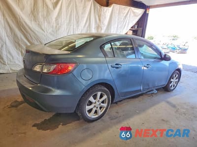 Trzecie zdjęcie samochodu z tyłu: 2010 MAZDA 3 I VIN:JM1BL1SG3A1237240 - miniatura