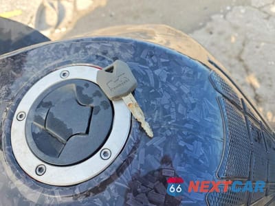 Zdjęcie 8 z 9 samochodu: 2007 KAWASAKI EX650 A VIN:JKAEXEA157A024976 - miniatura