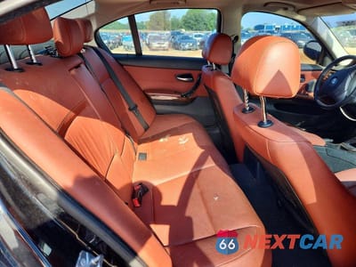 Zdjęcie 10 z 13 samochodu: 2010 BMW 328 I VIN:WBAPH7G57ANM51526 - miniatura