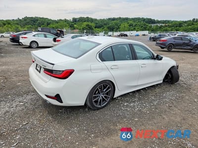 Trzecie zdjęcie samochodu z tyłu: 2019 BMW 330XI VIN:WBA5R7C53KFH26138 - miniatura