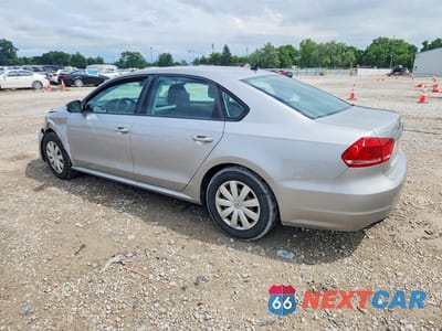 Drugie zdjęcie samochodu z przodu: 2013 VOLKSWAGEN PASSAT S VIN:1VWAP7A38DC043519 - miniatura