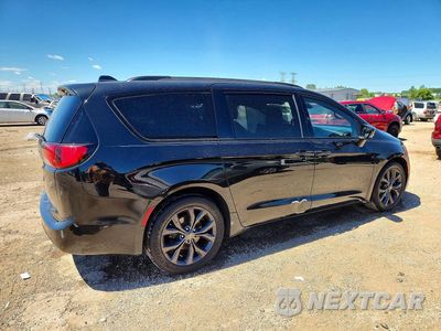 Trzecie zdjęcie samochodu z tyłu: 2020 CHRYSLER PACIFICA TOURING L VIN:2C4RC1BG9LR140721 - miniatura