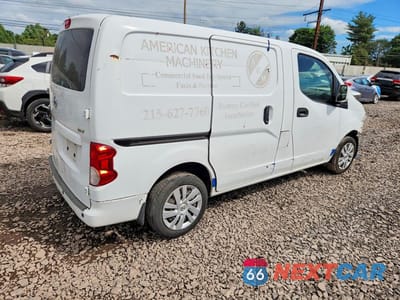 Trzecie zdjęcie samochodu z tyłu: 2017 NISSAN NV200 - DELIVERY VAN VIN:3N6CM0KN9HK713586 - miniatura