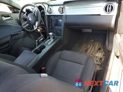 Zdjęcie 8 z 12 samochodu: 2009 FORD MUSTANG VIN:1ZVHT80NX95130966 - miniatura