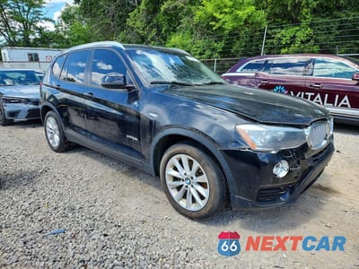 Czwarte zdjęcie samochodu z boku: 2015 BMW X3 XDRIVE28I VIN:5UXWX9C50F0D45105 - miniatura