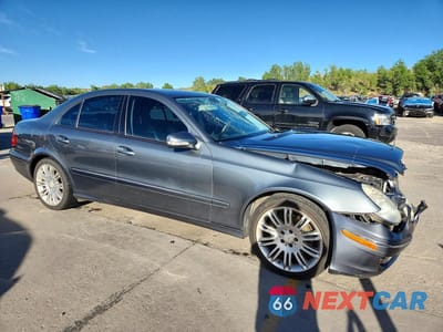 Czwarte zdjęcie samochodu z boku: 2008 MERCEDES-BENZ E 350 4MATIC VIN:WDBUF87X88B312714 - miniatura