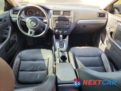 Zdjęcie 8 z 12 samochodu: 2013 VOLKSWAGEN JETTA SE VIN:3VWDP7AJ1DM397070 - miniatura