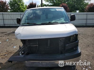 Zdjęcie 9 z 26 samochodu: 2006 GMC SAVANA G3500 DELIVERY VAN VIN:1GJHG39U361200193 - miniatura
