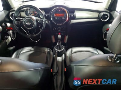 Zdjęcie 8 z 12 samochodu: 2016 MINI COOPER VIN:WMWXU1C50G2D10602 - miniatura