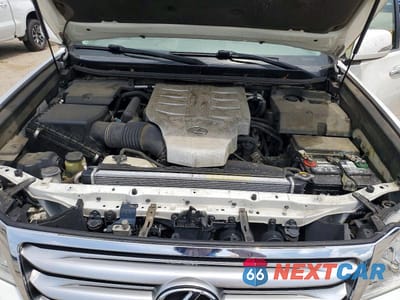 Zdjęcie 12 z 13 samochodu: 2011 LEXUS GX 460 VIN:JTJBM7FX8B5026875 - miniatura