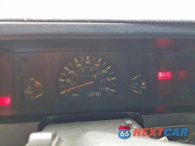 Zdjęcie 9 z 12 samochodu: 1984 TOYOTA PICKUP XTRACAB RN56 DLX VIN:JT4RN56D5E5009660 - miniatura