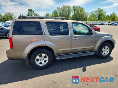 Trzecie zdjęcie samochodu z tyłu: 2006 NISSAN PATHFINDER S VIN:5N1AR18WX6C660252 - miniatura