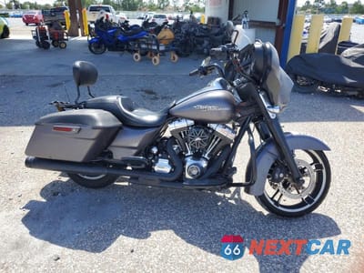 2015 HARLEY-DAVIDSON FLHX STREET GLIDE 1HD1KBM14FB687881 - główne zdjęcie licytacji z USA - miniatura