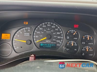 Zdjęcie 9 z 13 samochodu: 2001 CHEVROLET SUBURBAN K1500 VIN:3GNFK16T01G251102 - miniatura