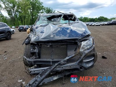 Piąte zdjęcie samochodu w środku: 2018 MERCEDES-BENZ GLE 350 4MATIC VIN:4JGDA5HB4JB082561 - miniatura