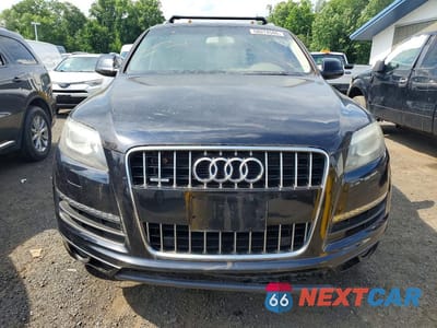 Piąte zdjęcie samochodu w środku: 2015 AUDI Q7 PREMIUM PLUS VIN:WA1LGAFE7FD006181 - miniatura
