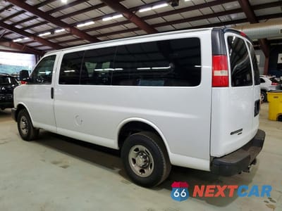 Drugie zdjęcie samochodu z przodu: 2015 CHEVROLET EXPRESS G2500 LS VIN:1GAWGPFFXF1283481 - miniatura