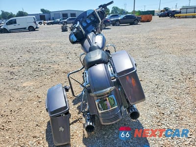 Czwarte zdjęcie samochodu z boku: 2015 HARLEY-DAVIDSON FLHXS STREET GLIDE SPECIAL VIN:1HD1KRM11FB697342 - miniatura