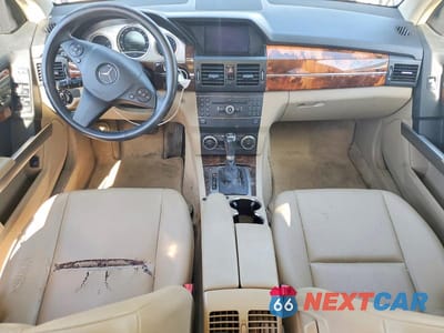Zdjęcie 8 z 13 samochodu: 2010 MERCEDES-BENZ GLK 350 4MATIC VIN:WDCGG8HB1AF396141 - miniatura