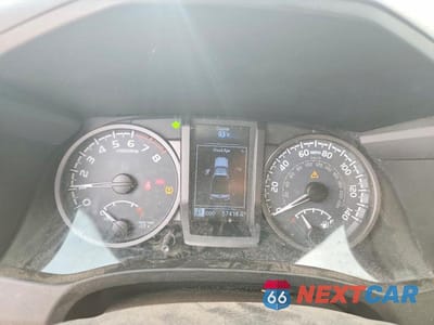 Zdjęcie 9 z 12 samochodu: 2019 TOYOTA TACOMA TRD OFF-ROAD VIN:5TFSZ5AN5KX195724 - miniatura