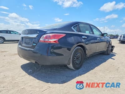 Trzecie zdjęcie samochodu z tyłu: 2013 NISSAN ALTIMA 2.5 VIN:1N4AL3AP6DC208399 - miniatura