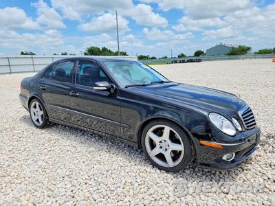 Czwarte zdjęcie samochodu z boku: 2008 MERCEDES-BENZ E 350 VIN:WDBUF56X98B360190 - miniatura