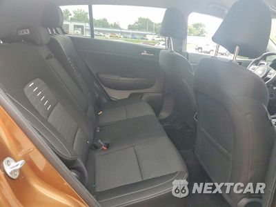 Zdjęcie 10 z 12 samochodu: 2018 KIA SPORTAGE LX VIN:KNDPMCACXJ7330752 - miniatura