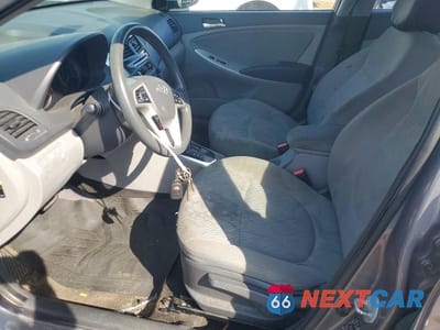 Zdjęcie 7 z 12 samochodu: 2013 HYUNDAI ACCENT GLS VIN:KMHCU4AE6DU577807 - miniatura