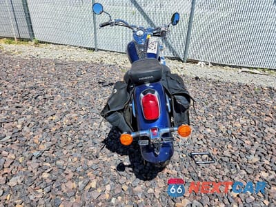Czwarte zdjęcie samochodu z boku: 2002 HONDA VT750 CDD VIN:JH2RC44FX2M012776 - miniatura