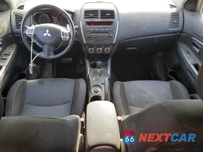 Zdjęcie 8 z 13 samochodu: 2012 MITSUBISHI OUTLANDER SPORT SE VIN:JA4AR4AU9CZ009129 - miniatura
