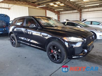 Czwarte zdjęcie samochodu z boku: 2019 JAGUAR F-PACE S VIN:SADCM2FV3KA616308 - miniatura