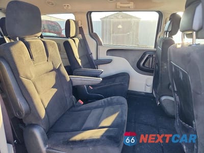 Zdjęcie 11 z 14 samochodu: 2017 DODGE GRAND CARAVAN SE VIN:2C4RDGBGXHR660837 - miniatura