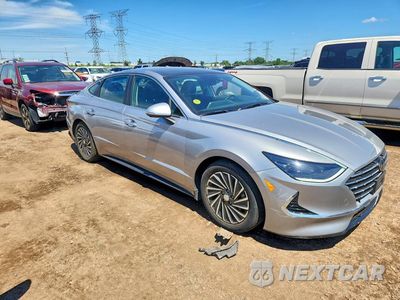Czwarte zdjęcie samochodu z boku: 2021 HYUNDAI SONATA HYBRID LIMITED VIN:KMHL54JJ2MA025832 - miniatura