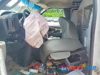 Zdjęcie 7 z 13 samochodu: 2017 CHEVROLET EXPRESS G2500 VIN:1GCWGAFF7H1192093 - miniatura